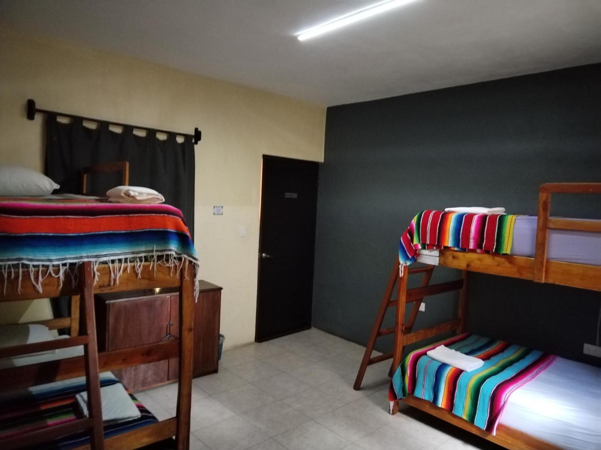 Hostel Casa Xtakay Вальядолід Екстер'єр фото